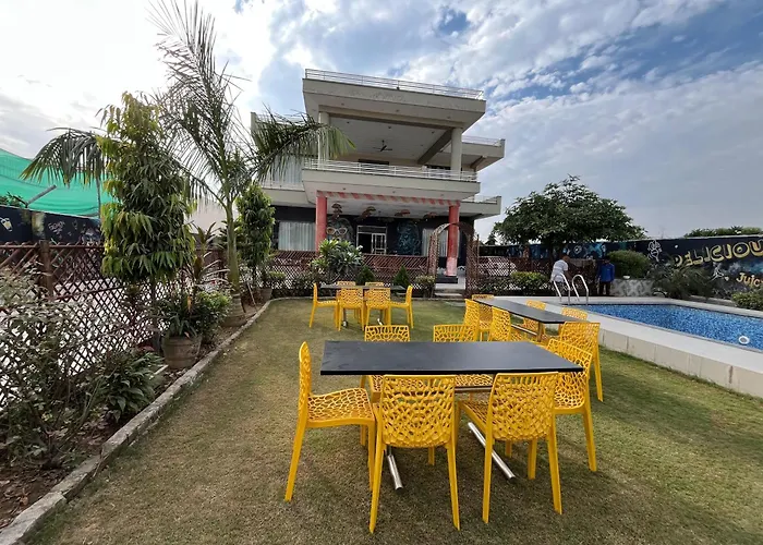 Gobravo 11 - 6Bhk Farm With Pool And Garden - Gurgaon